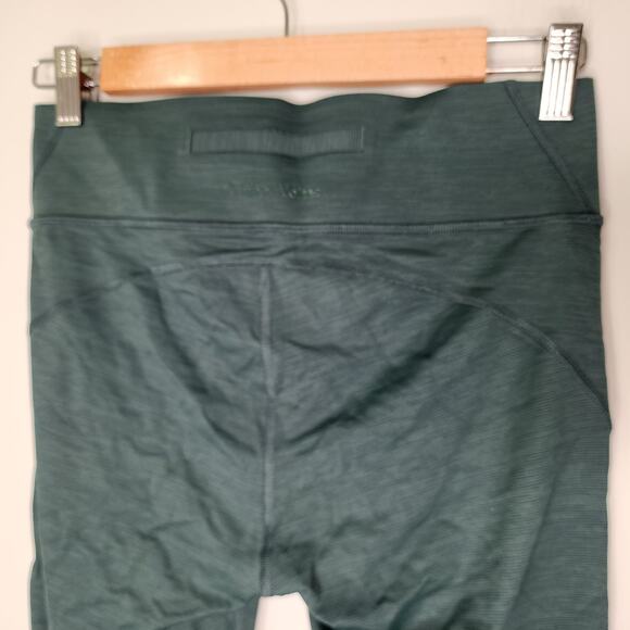 Outdoor Voices Flex Cropped Athletic Capri Capri Green Medium - Picture 7 of 10